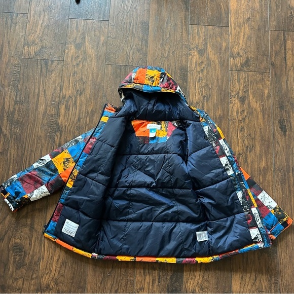 Columbia, Boys, Winter Coat - Picture 3 of 9